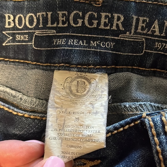 Bootlegger women’s skinny jean - Picture 2 of 3